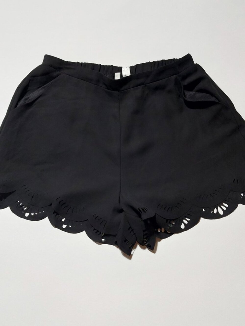 LC Lauren Conrad Black Scalloped Shorts